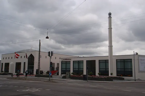 Denmark Dismisses Rumor of Massive Mosque-Building Program