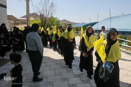 بدرقه کاروان زیارتی دانش‌آموزان خراسانی به کربلا