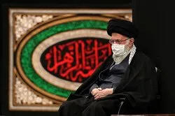 Trauerzeremonie zum Martyrium von Fatima Zahra (s.a.) im Beisein von Imam Chamenei