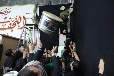 آیین سنتی مشعل گردانی در قم