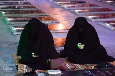 احیای شب بیست و یکم رمضان در گلزار شهدای وادی رحمت تبریز