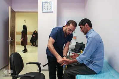 تیم تخصصی طب فیزیکی و توانبخشی مرهم