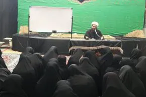 ویژگی‌های جامعه منتظر/ طلاب به‌دنبال فقه بین‌المللی باشند