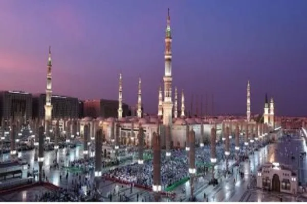 استقبال زائران از نمایشگاه معماری مسجدالنبی(ص) + فیلم