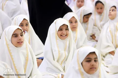 جشن تکلیف دختران دانش‌آموز در اهواز