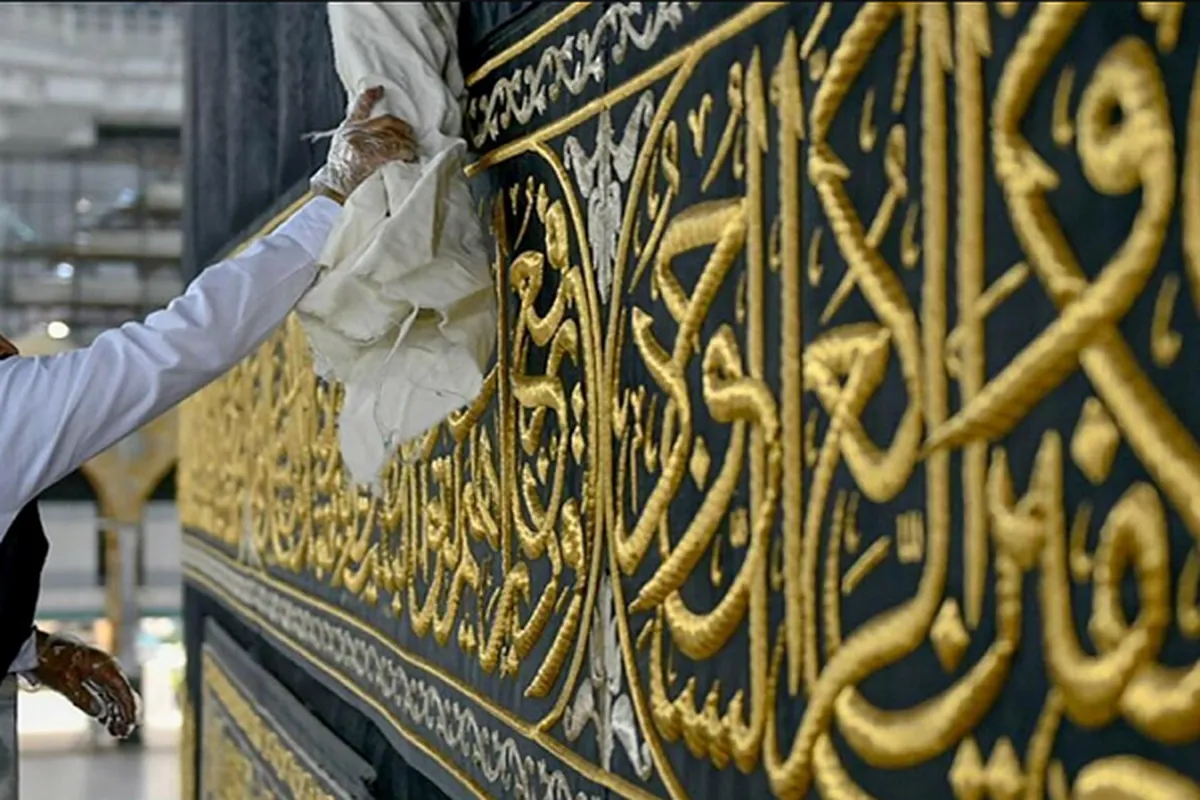 Preparations Completed in over 12,000 Mecca Mosques for Ramadan