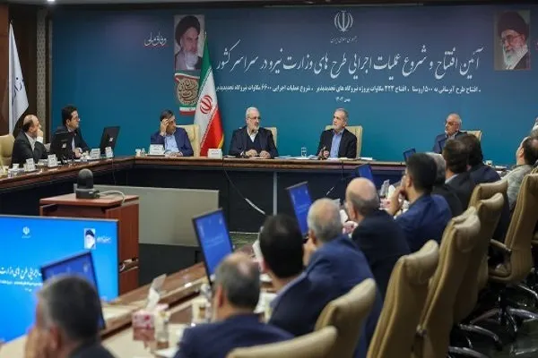 آمریکا خیال می‌کند همه چیز ما به نفت وابسته است