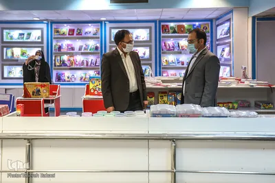 آیین افتتاح جشنواره رونمایی از محصولات نوشت افزار ایرانی اسلامی