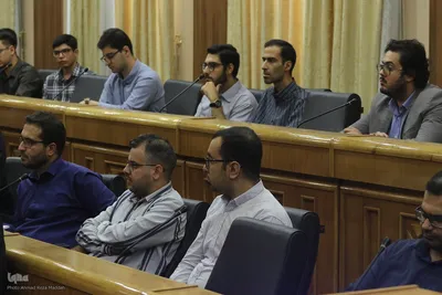 نشست صمیمی نخبگان با استاندار فارس