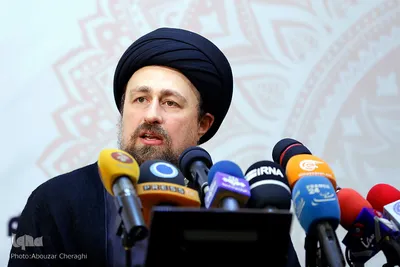 حجت الاسلام و المسلمین سید حسن خمینی در همایش عبور از بحران و توسعه ایران
