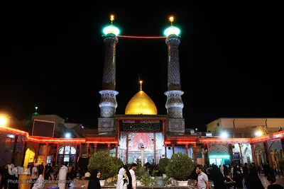 مراسم عزاداری چهارمین شب دهه اول محرم در صحن امام حسین(ع) حرم مطهر حضرت عبدالعظیم حسنی(ع) در شهر ری