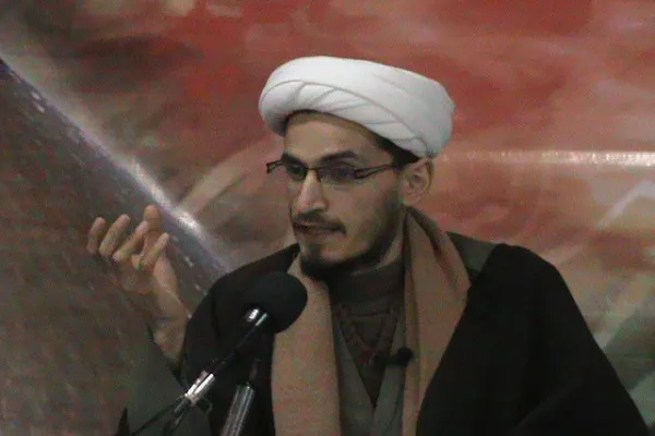 اندیشه انقلاب اسلامی متناسب با زبان نسل جدید بازخوانی شود