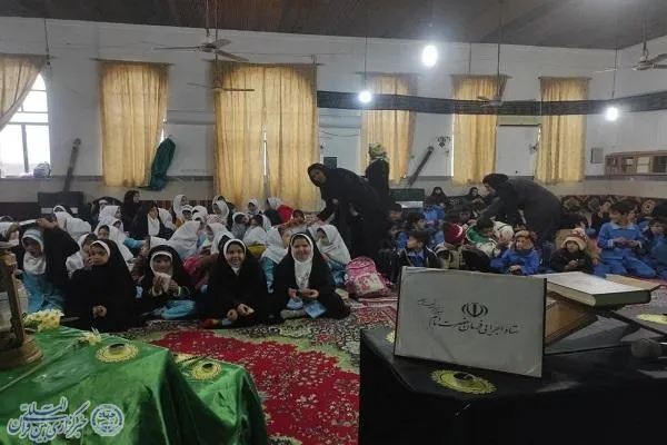 آیین شهادت حضرت زهرا(س)  در مدرسه تربیت روستای قلعه پایان شهرستان گلوگاه