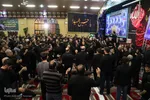 ⁨مراسم یادبود محمدباقر منصوری در حسينيه ثارالله(ع) اردبیل⁩
