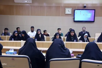 مراسم تقدیر از حافظان و قرآن پژوهان تحت پوشش کمیته امداد امام خمینی (ره) فارس