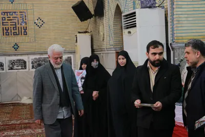 تجلیل از خانواده های شهدای منطقه 14 تهران
