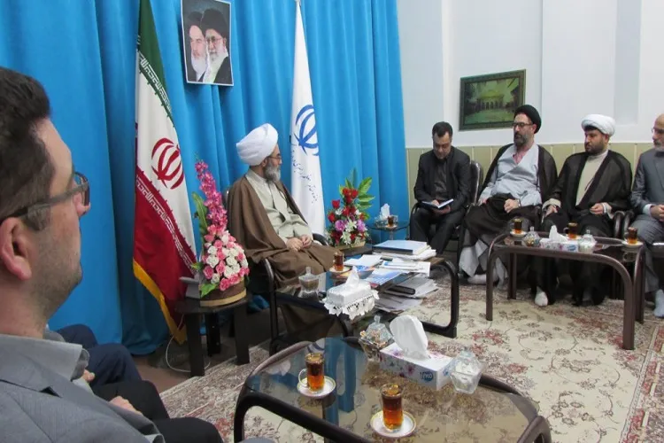 امروز جمهوری اسلامی یکی از شعبه‌های نورانی بعثت پیامبر(ص) است