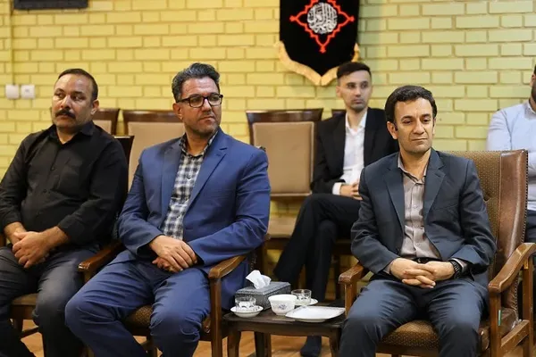 دیدارجمعی از جهادگران دانشگاهی با نماینده ولی فقیه در آذربایجان شرقی