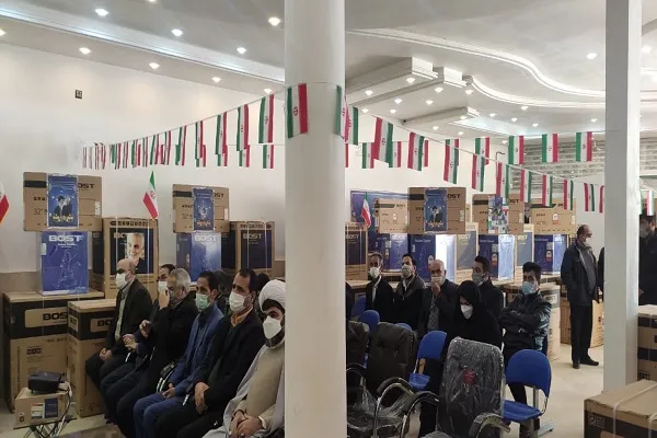توزیع ۵۲ سری جهیزیه در میان نوعروسان تحت حمایت کمیته امداد