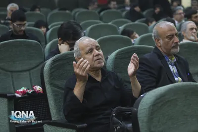 دومین جلسه قرآنیان تهران به همراه تجلیل از خبرنگاران قرآنی