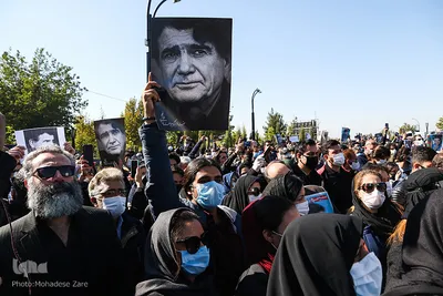 مراسم خاکسپاری پیکر محمدرضا شجریان