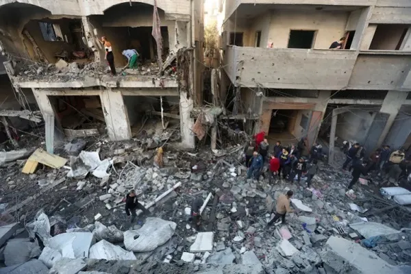 Le régime sioniste force les habitants de Jabaliya à quitter leurs maisons