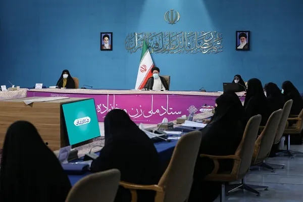 اهتمام دولت به سیاست‌های حمایتی در راستای تقویت نهاد خانواده