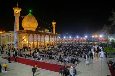 مراسم احیای شب قدر در شاهچراغ