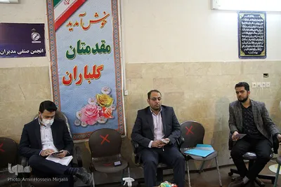 نشست مدیرکل جدید ارشاد با اعضای هیئت مدیره انجمن صنفی خبرگزاری‌ها و پایگاهای خبری استان یزد‎‎