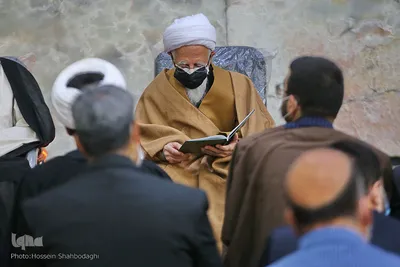 Gedenkveranstaltung zu Ehren von Allama Hasanzadeh Amoli in Qom
