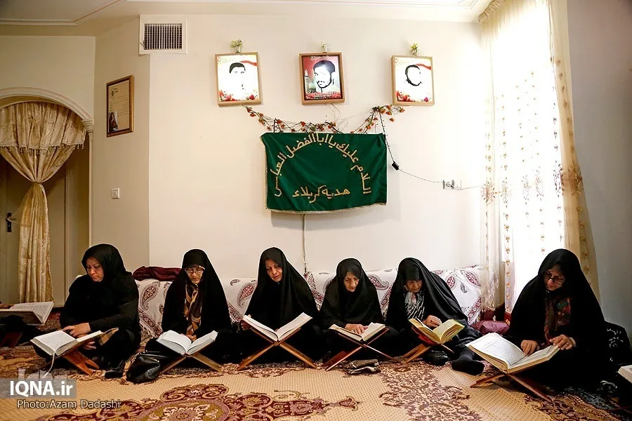 محتوای جلسات خانگی قرآن چه مواردی می‌تواند باشد؟ + عکس