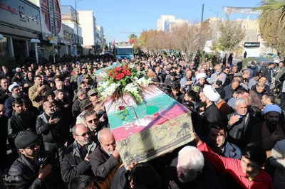 مراسم تشییع ۶ شهید گمنام در سمنان