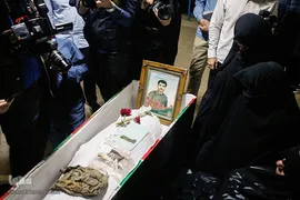 وداع با پیکر شهید محمد رونقی پس از ۲۹ سال
