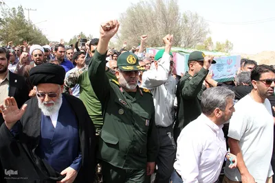 تشییع پیکر شهید هسته‌ای در یزد