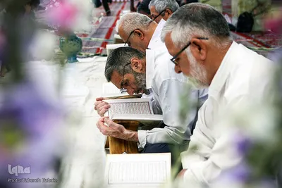 مراسم جزء خوانی قرآن کریم در حرم امام زاده حسن (ع)
