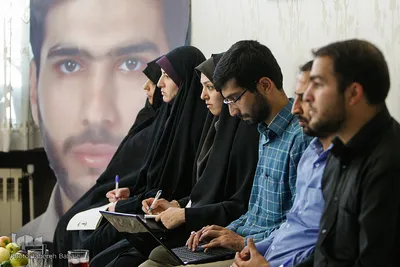 دیدار نمایندگان جامعه قرآنی با خانواده شهید مدافع حرم علی آقا عبداللهی

