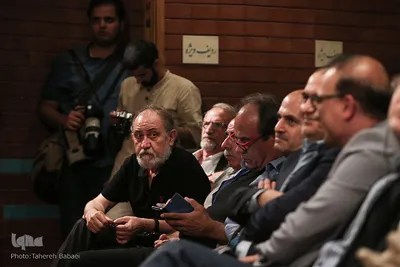 محمد فرنود، عضو هیئت موسس انجمن عکاسان مطبوعاتی ایران در سومین دوره اعطای نشان عکس سال مطبوعاتی