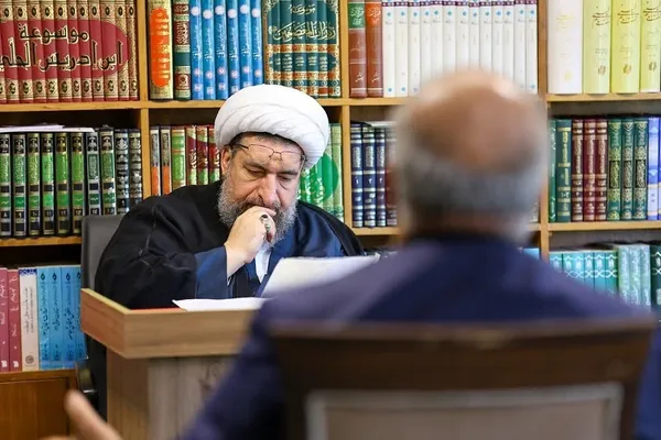 دیدار چهره به چهره  اقشار مختلف مردم با امام جمعه تبریز