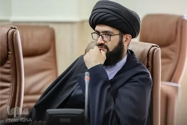 توانایی هنر در انتقال مفاهیم عمیق به جامعه در قالبی محسوس