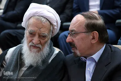  آیت‌الله موحدی کرمانی، امام جمعه محترم تهران
