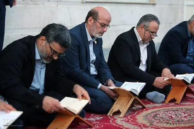 محفل دانشجویی انس با قرآن كريم در دانشگاه علم و فرهنگ