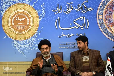 از سمت راست محمدامین صالحی نژاد، معاون فرهنگی سازمان جهاد دانشگاهی خوزستان و حجت‌الاسلام سیدمحمود موسوی، مسئول ستاد بازسازی عتبات عالیات استان خوزستان