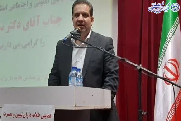 جبهه انقلاب نیازمند بصیرت‌افزایی برای مقابله با تهدیدات فرهنگی است
