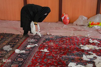 توزیع بسته‌های غذایی بین نیازمندان از محل نیات وقف