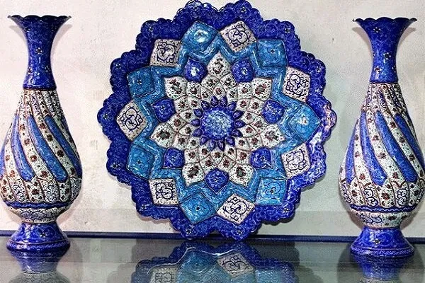 برگزاری نمایشگاه صنایع دستی در استان مرکزی به مناسبت هفته بسیج
