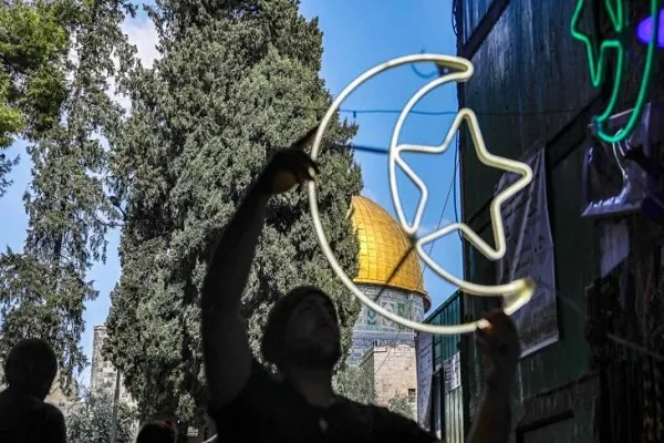رمضان جديد بظل كورونا.. تشديد بالإجراءات وسماح بالتراويح