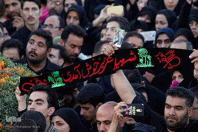 مراسم تشییع پیکر مطهر شهید حججی درمیدان امام خمینی(ره) اصفهان