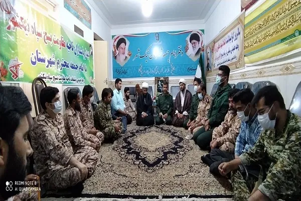 پاسداران ناحیه سپاه نیکشهر با امام جمعه شهرستان دیدار کردند