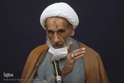 مراسم تجلیل از خادمان قرآن کریم برگزیده سالهای ۹۸ و ۹۹