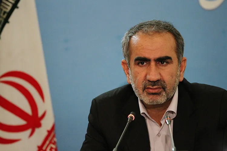 انقلابی بودن و عاقلانه عمل کردن؛ راهکار حل مشکلات کشور